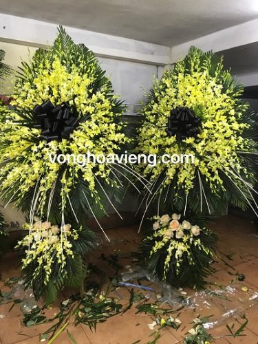 Vòng hoa nhà tang lễ Đống Đa Hà Nội