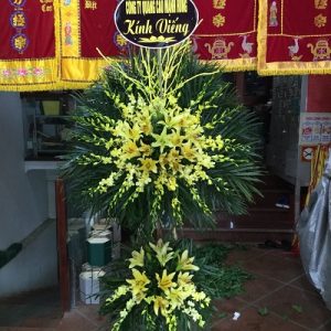 Vòng hoa viếng tại huyện Thanh Trì