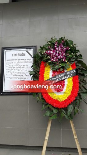 Vòng hoa tại nhà tang lễ số 5 trần thánh tông