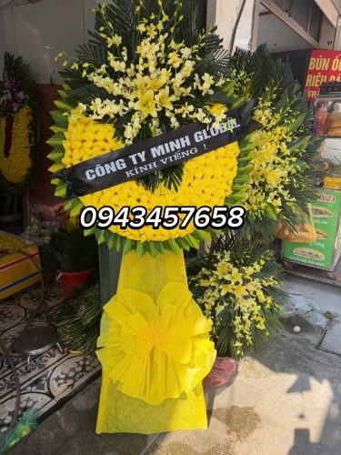 Vòng hoa tại quận hoàn kiếm